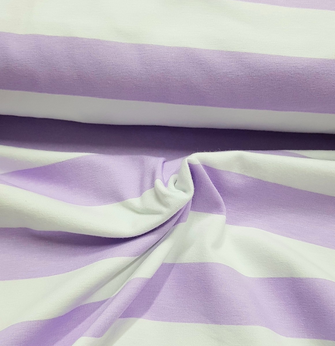 Baumwoll-Jersey Tilly And The Buttons Lila Streifen ca. 152cm (60 inch) breit