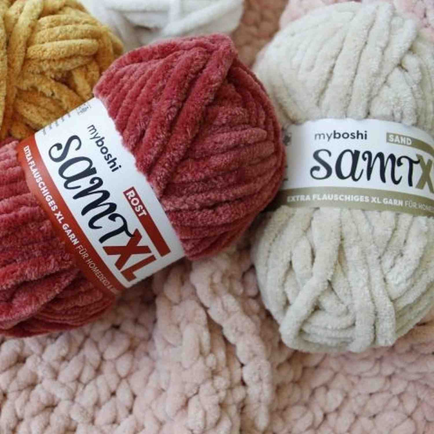 myboshi Samt XL, 100% Polyester 100g/40m, 100% vegan in verschiedenen Farben