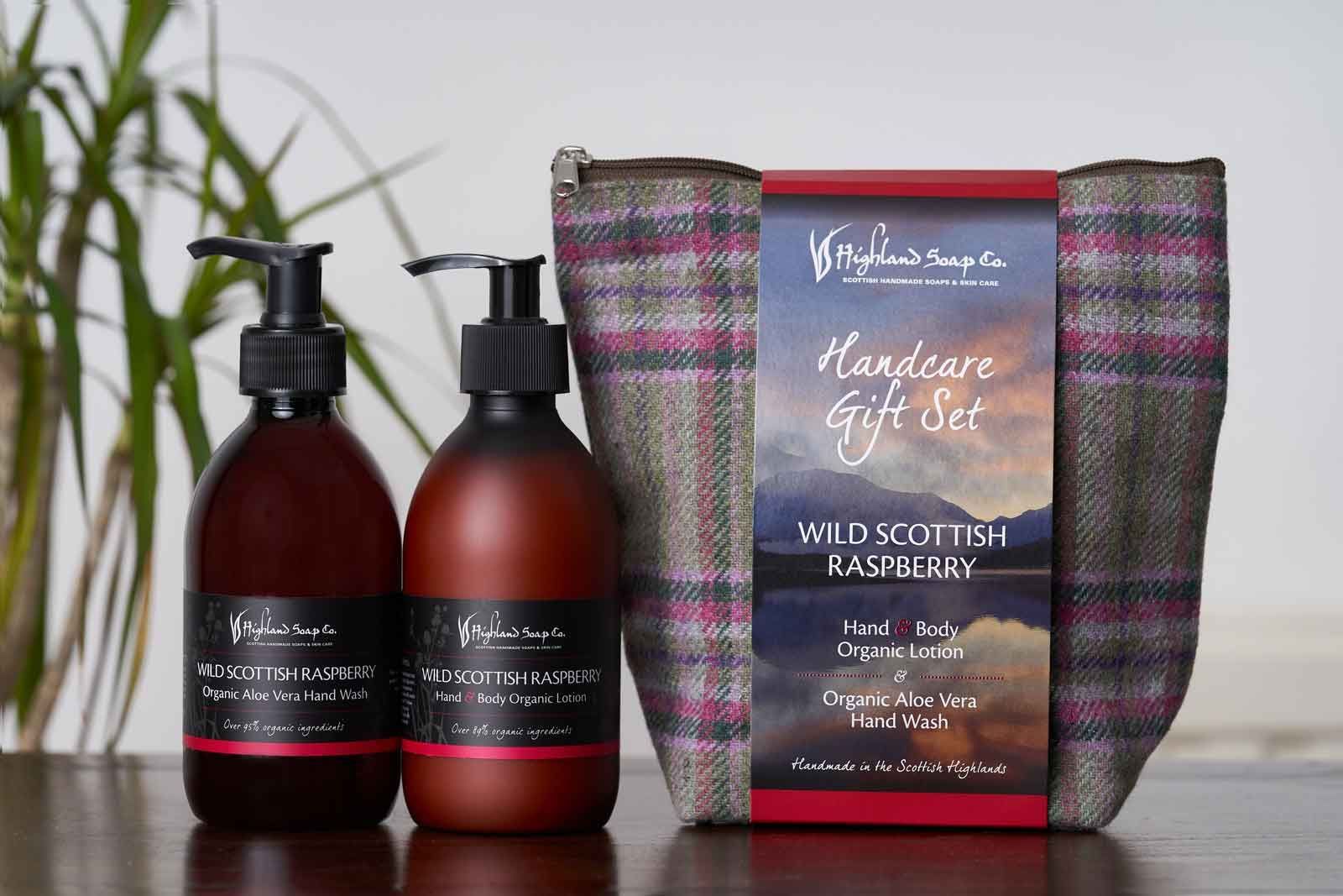 Highland Soap Geschenkset Handpflege Wild Scottish Raspberry (schottische Wildhimbeere)