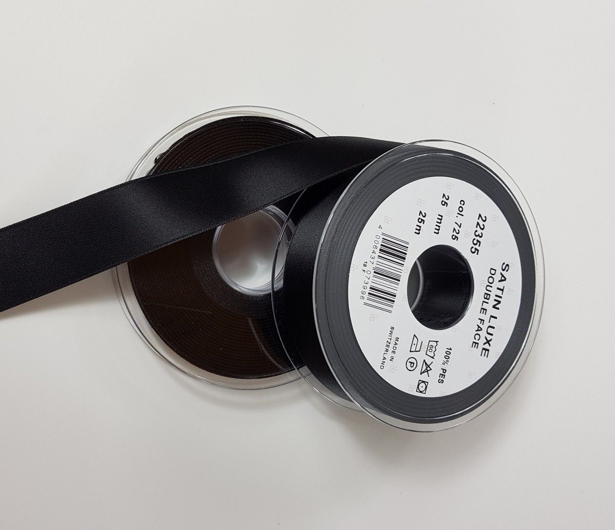 Satinband Double Face; Farbe 725 noir 100 % PES Satinband Double Face; Farbe 725 noir 100 % PES