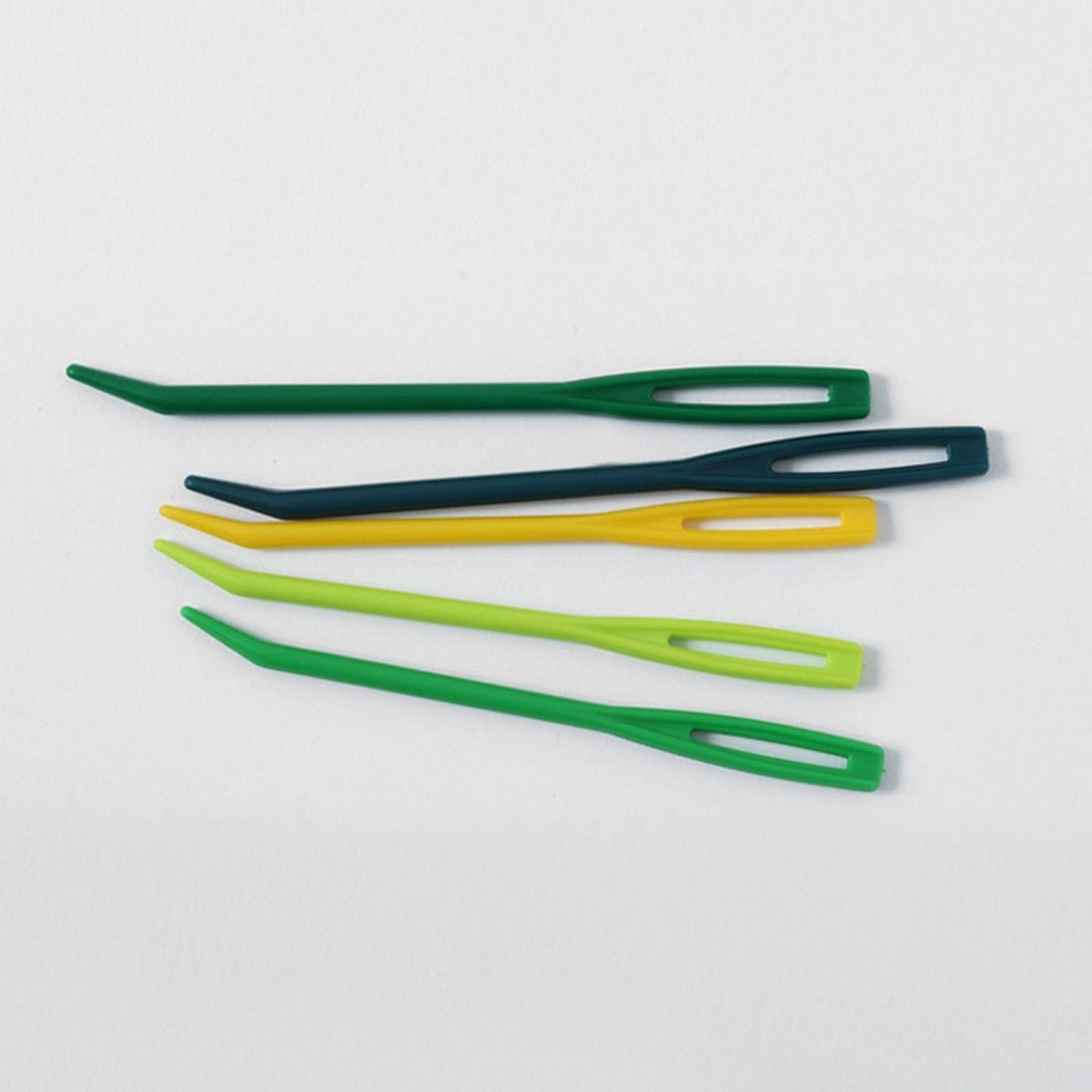 Stopfnadel Set von KnitPro Set enhält je 2 große und kleine Nadeln