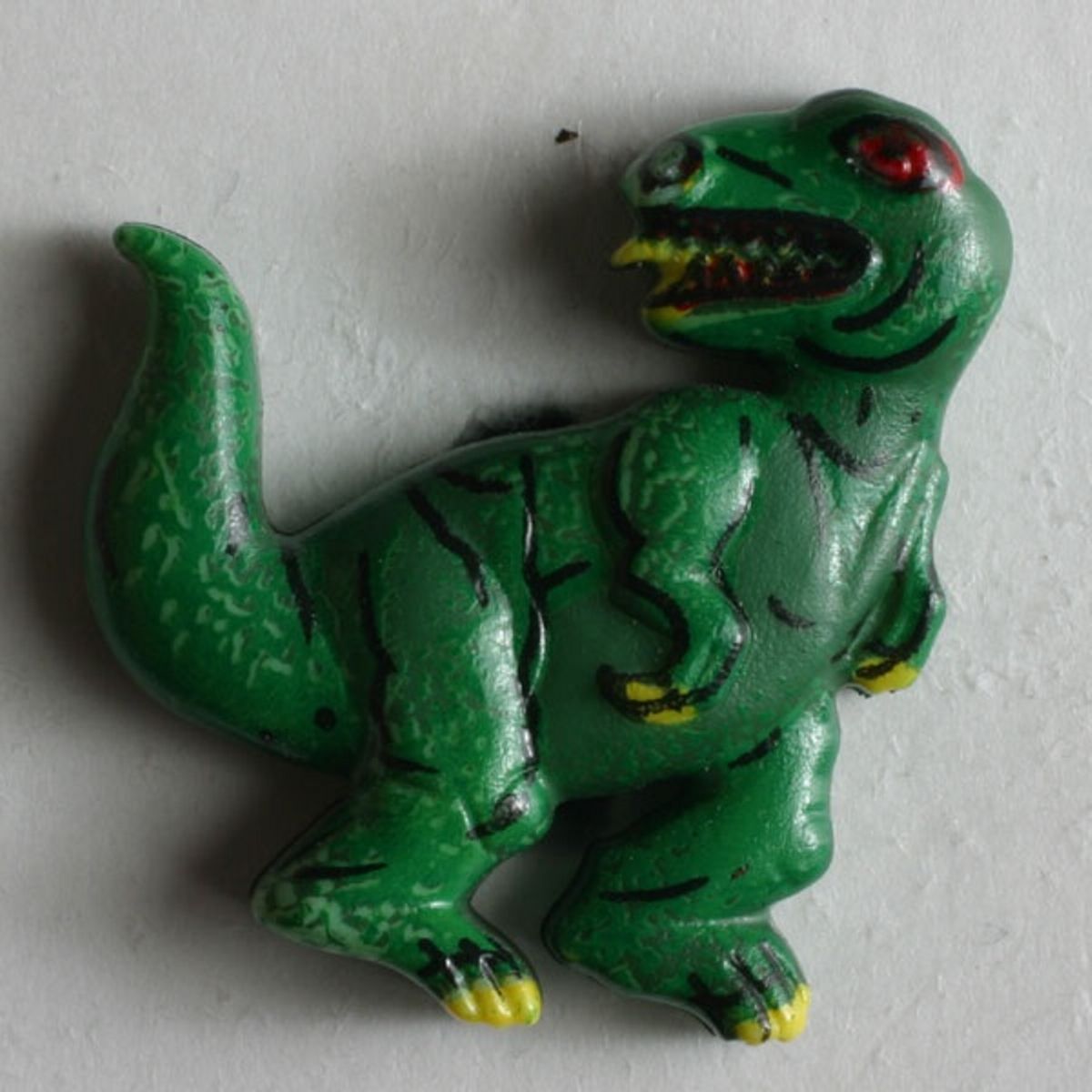 Knopf Dino Größe 28 mm  Knopf Dino Größe 28 mm