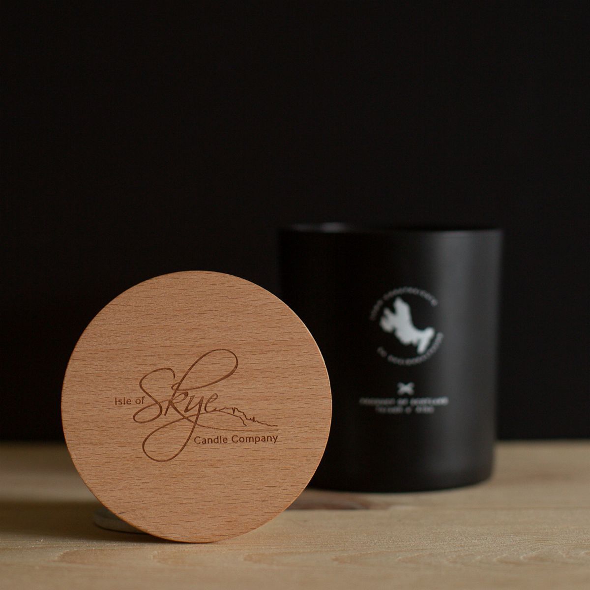 Skye Candle Signature Candle 45h Brenndauer mit Holzdeckel, 100% Vegan