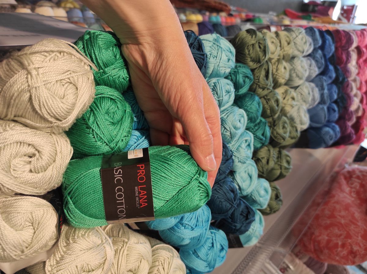 PRO LANA Basic Cotton 100% Baumwolle 125m / 50g, Nadelstärke 3 - 3,5